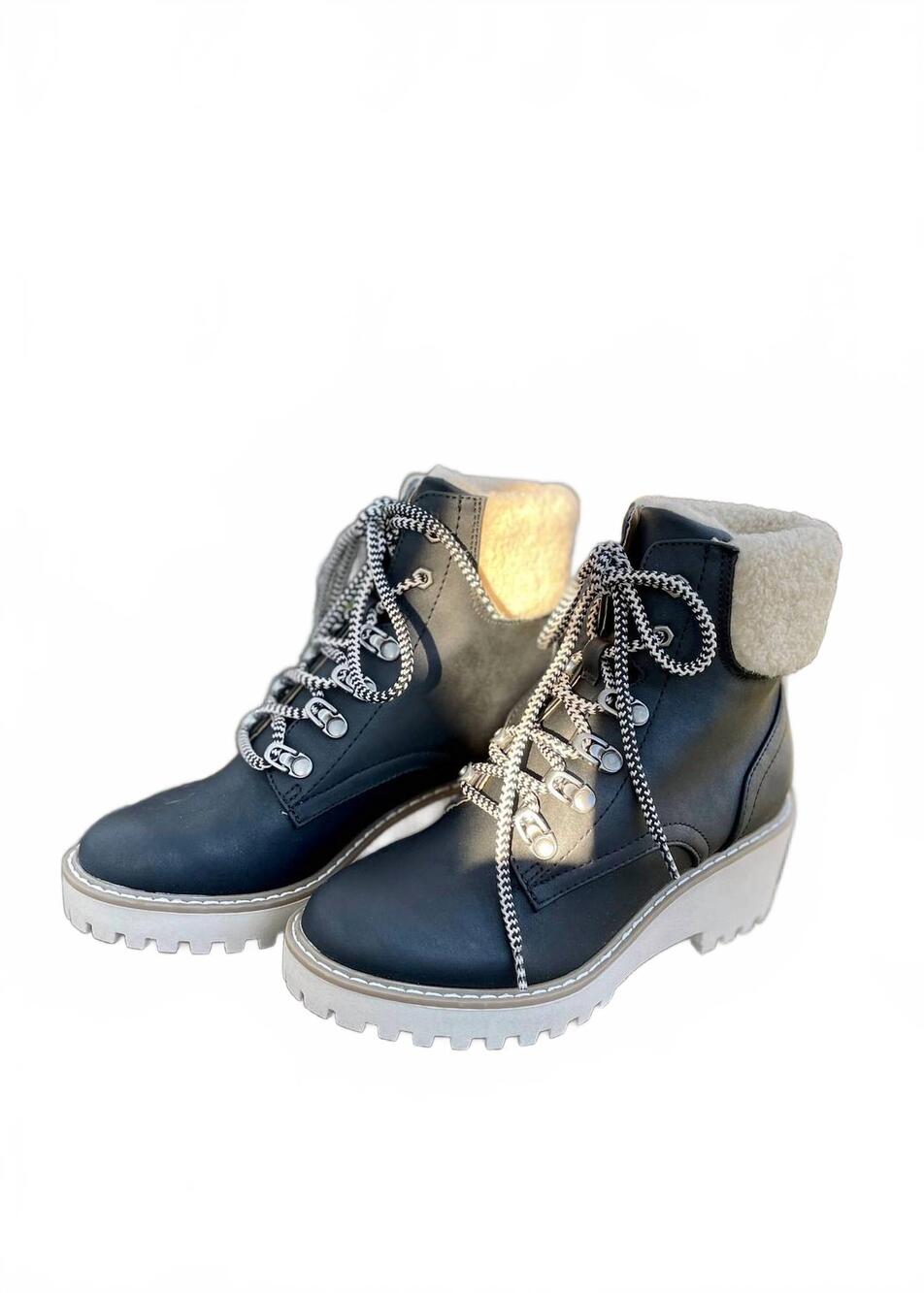 NEW DOLCE VITA women's cozy trim hiker boot in black